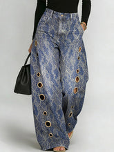 Women's Retro Floral Art Print Casual Stylish Hollow Denim Pants